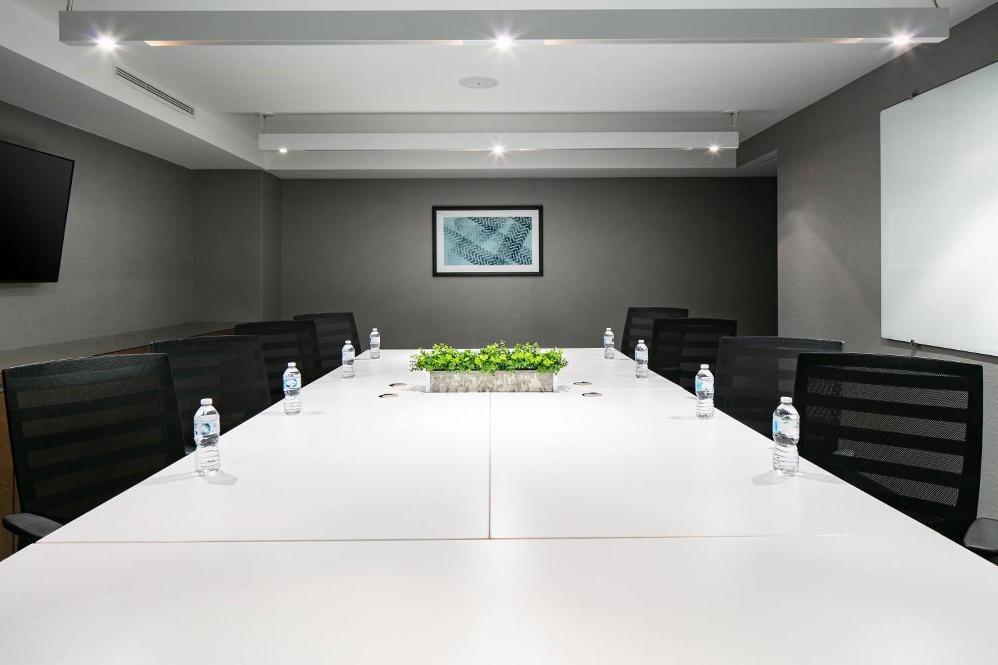 Element Omaha Midtown Crossing Hotel Екстериор снимка
