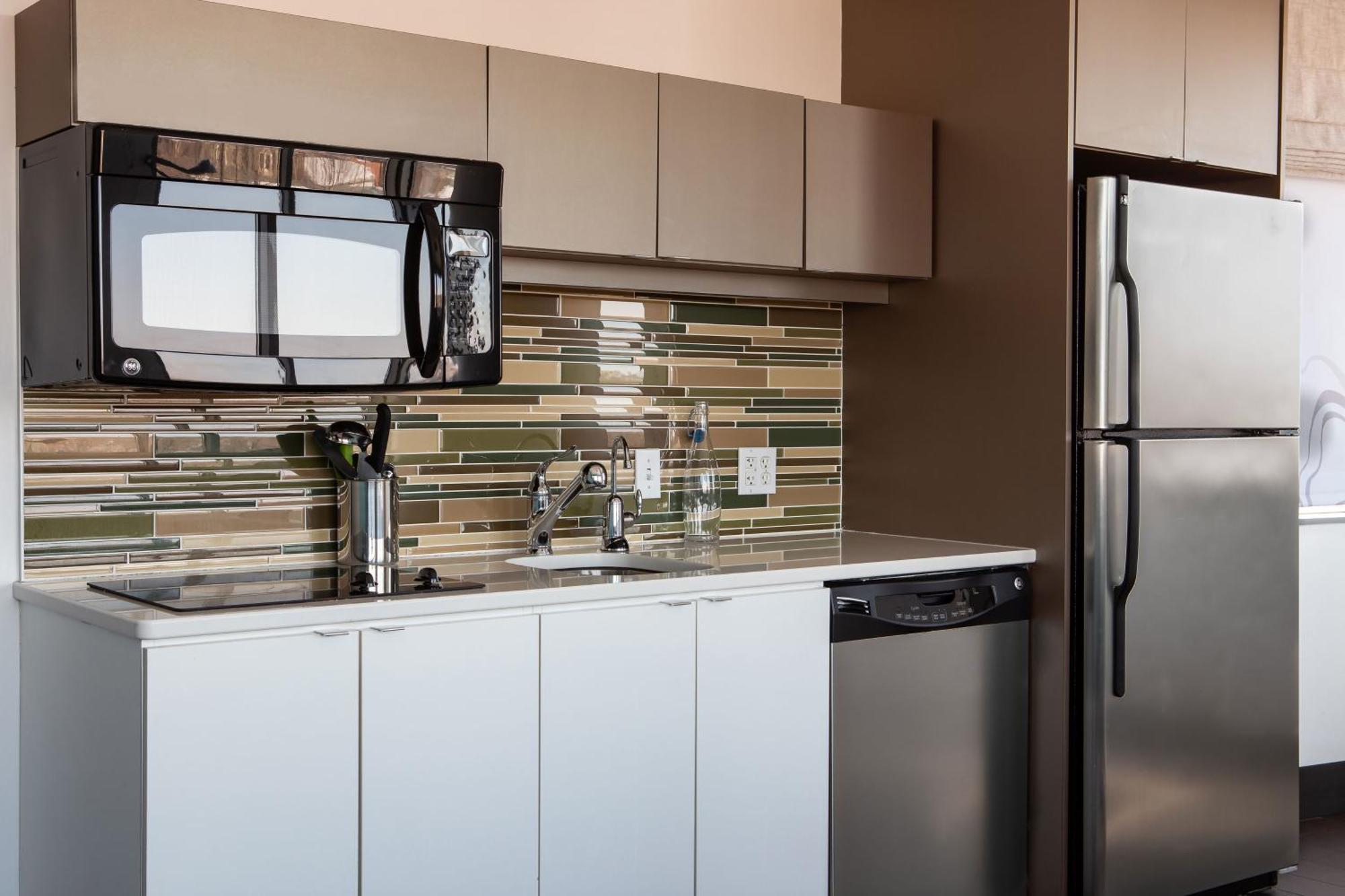 Element Omaha Midtown Crossing Hotel Екстериор снимка