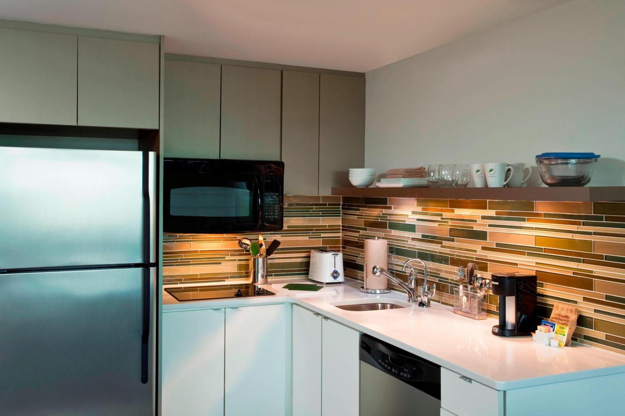 Element Omaha Midtown Crossing Hotel Екстериор снимка