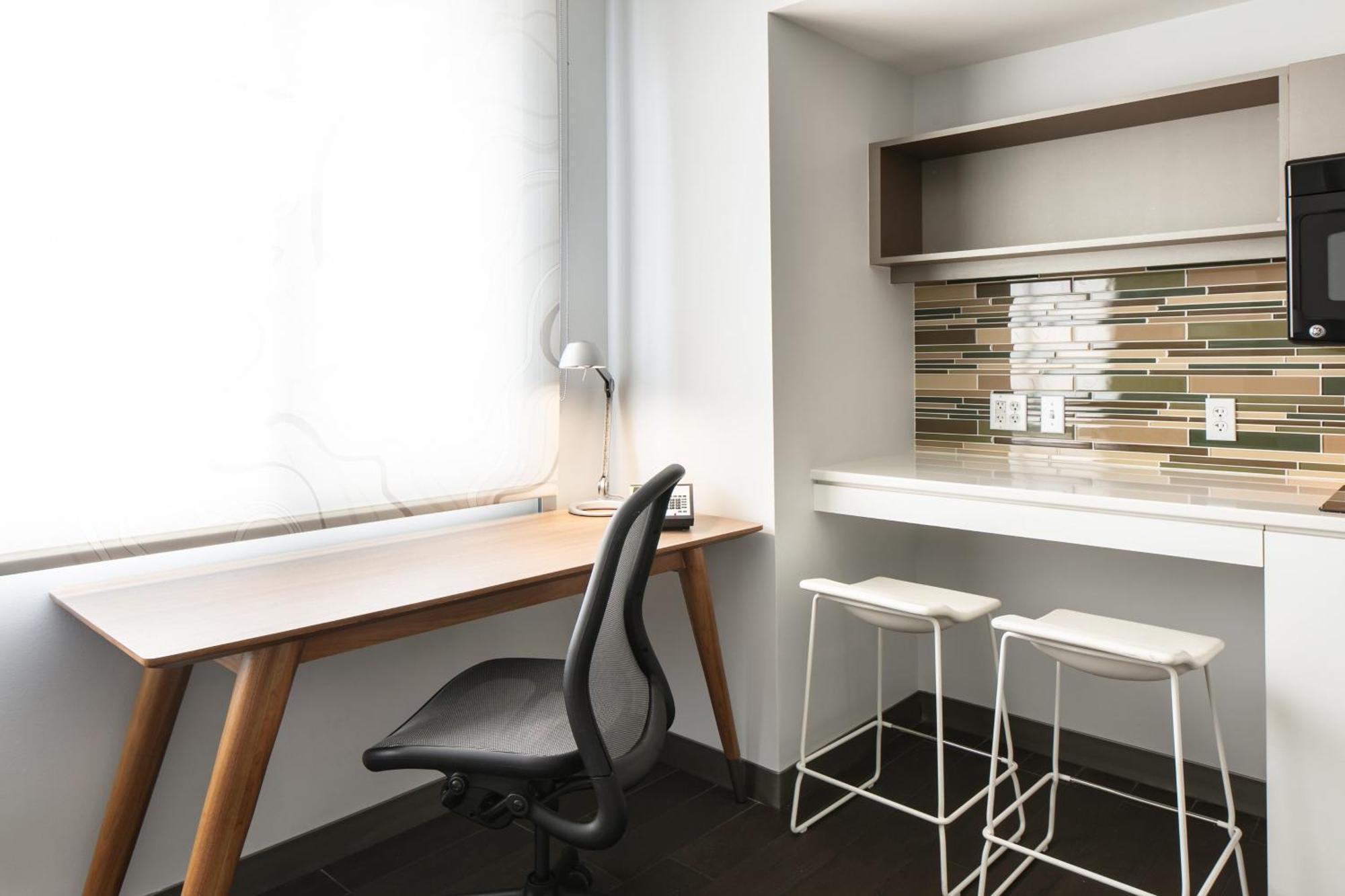 Element Omaha Midtown Crossing Hotel Екстериор снимка